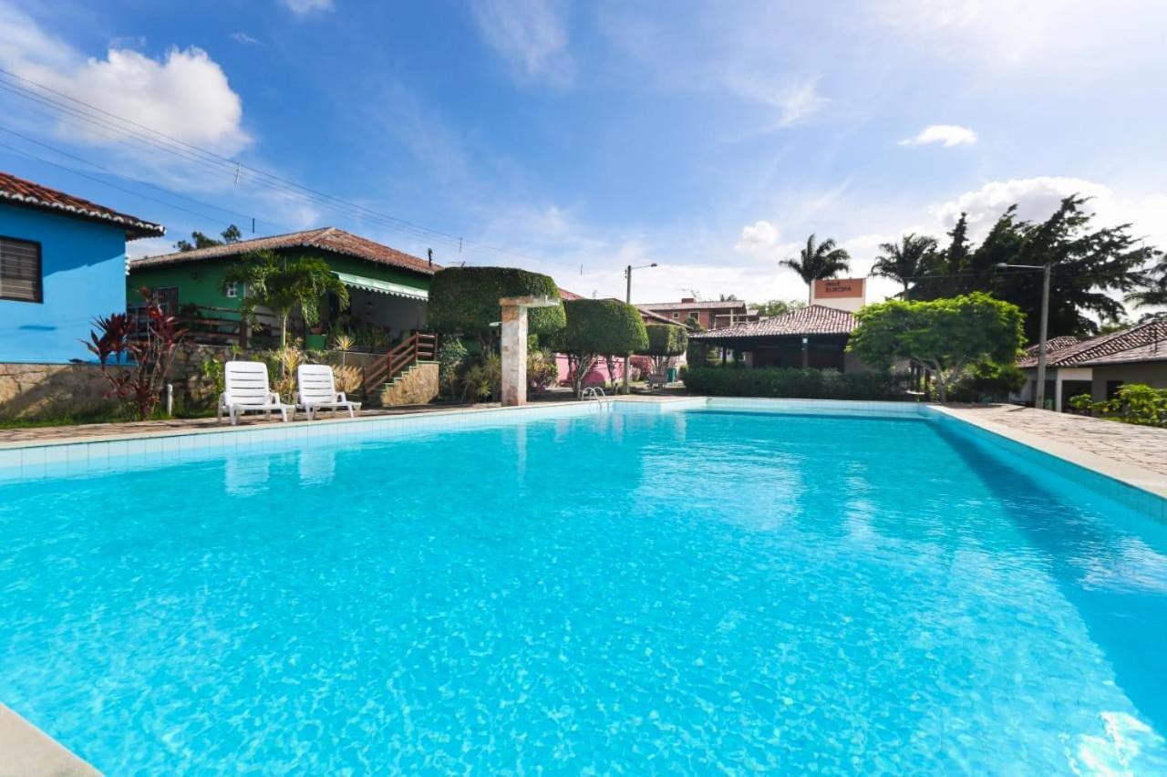 Lindo Prive Europa 04 Com Ar, 5wc E Grande Piscina Holiday home Gravata (Gravata, Pernambuco)